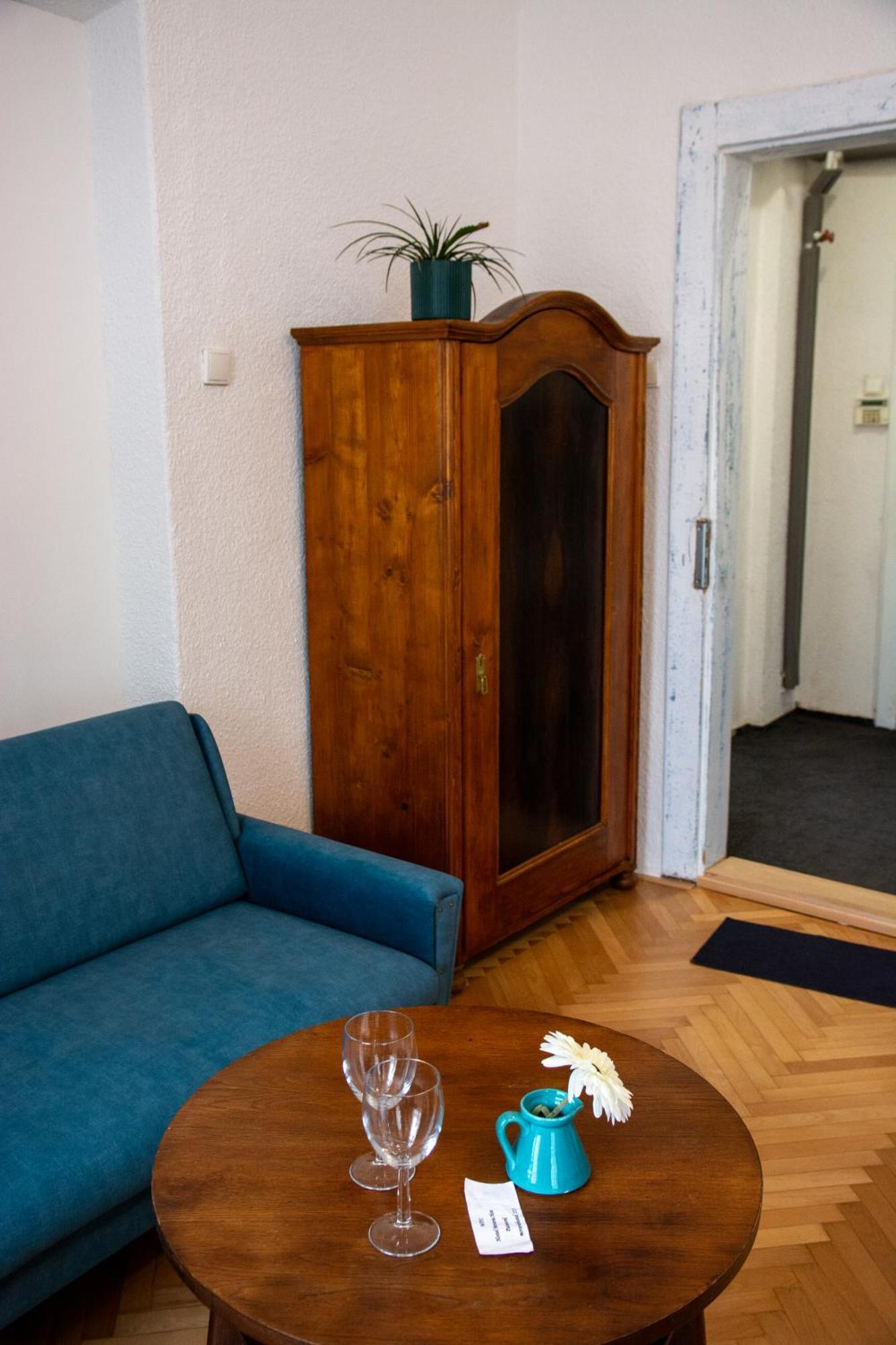 Hostel Moravia ออสตราวา ภายนอก รูปภาพ