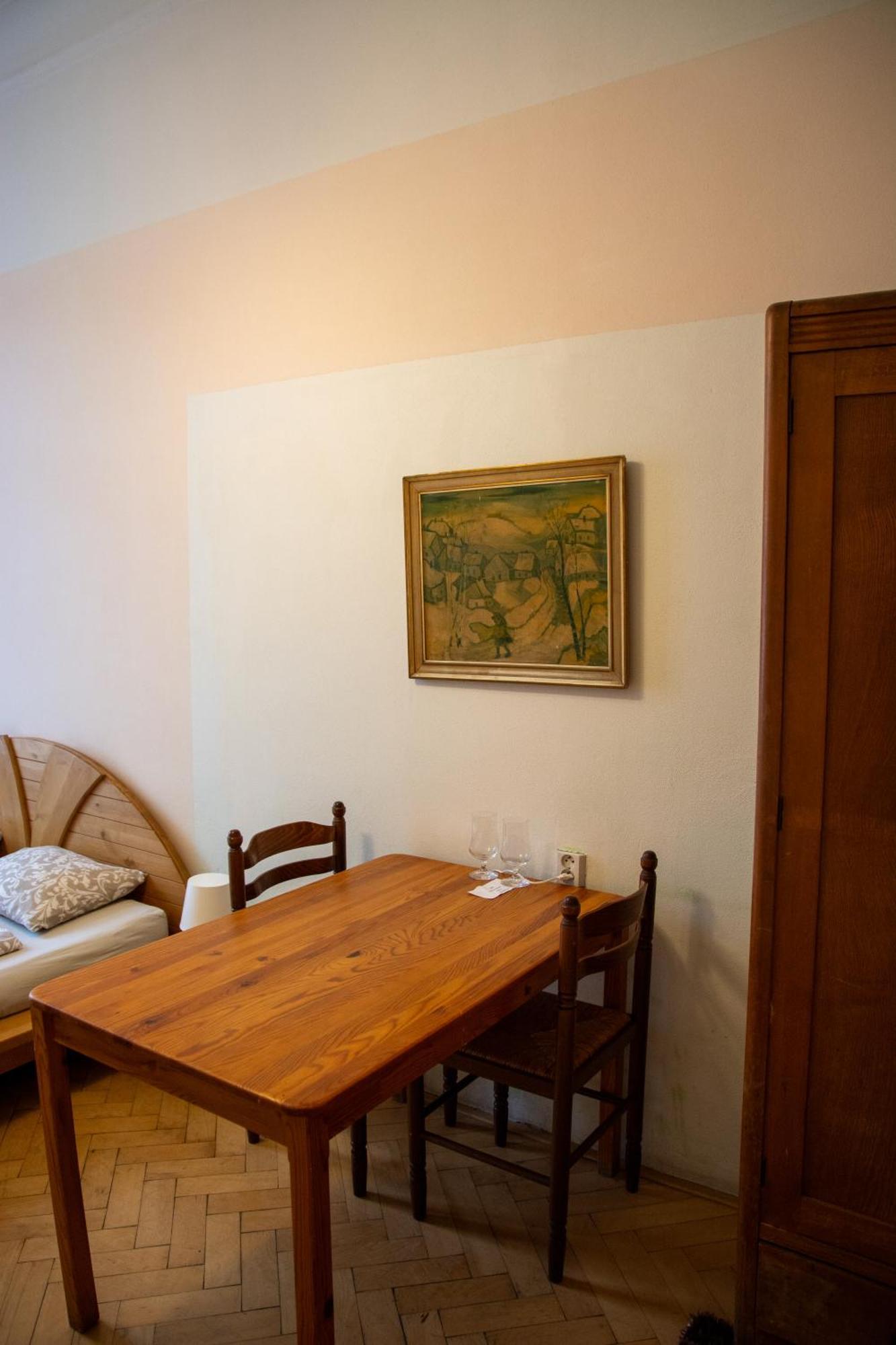 Hostel Moravia ออสตราวา ภายนอก รูปภาพ